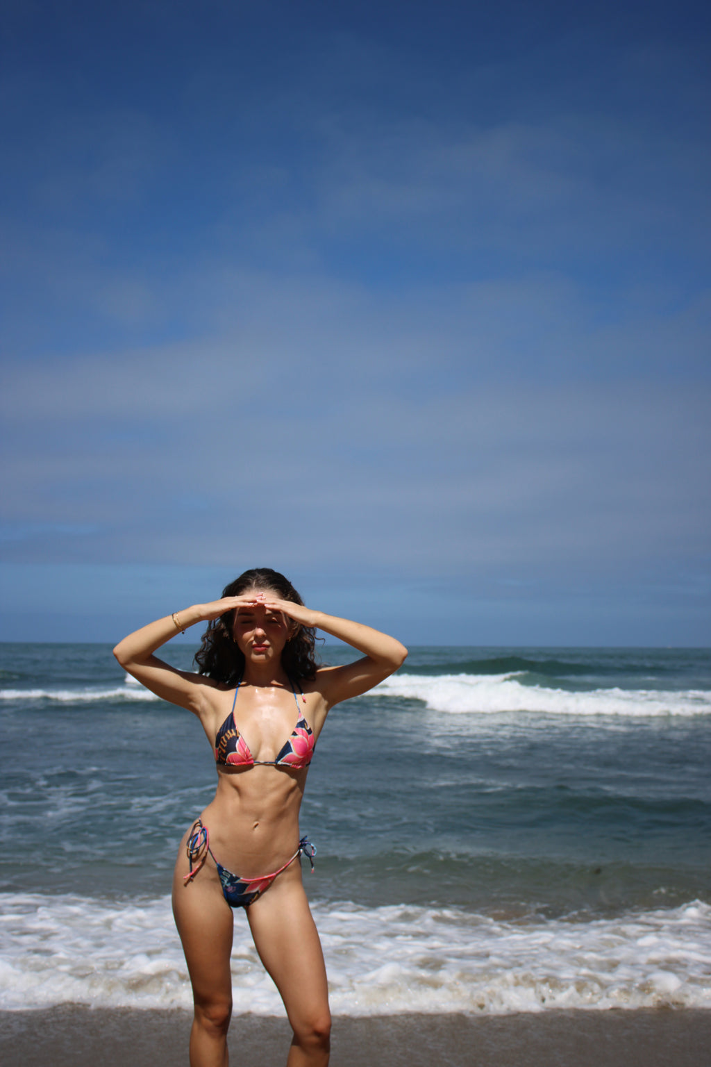 FLOWER FOOT BIKINI BOTTOM (Thin Strap)